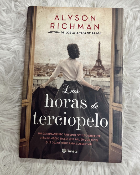 Libro “Las horas de terciopelo-Alyson Richman”