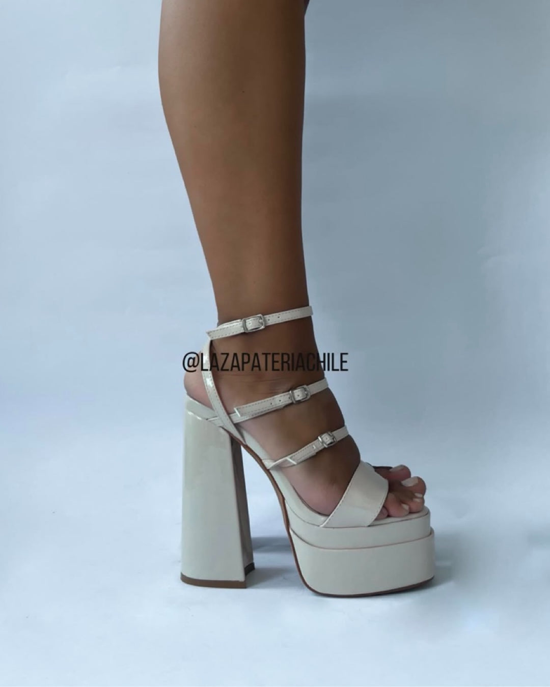 Sandalia juani beige